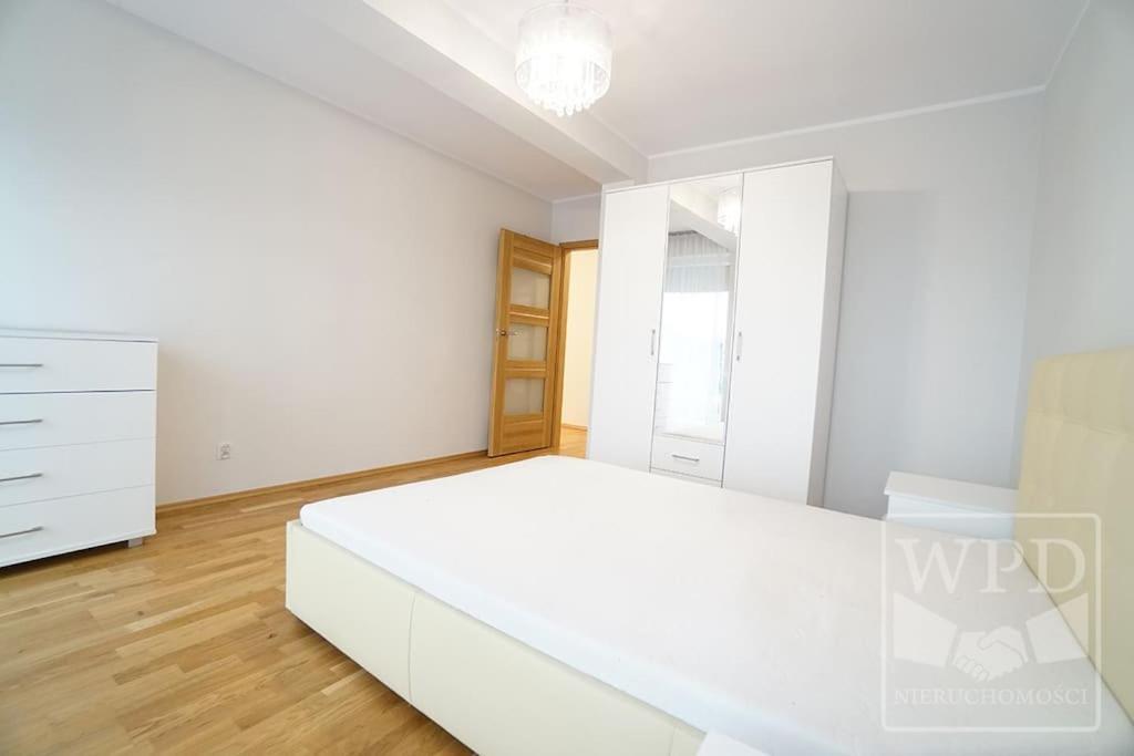 Modern Apartment-City Center-New Building-Garage Wrocław Exterior foto